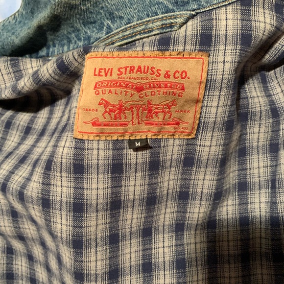 VTG Levi’s fleece lined trucker jacket. Perfect condition! - Picture 12 of 13